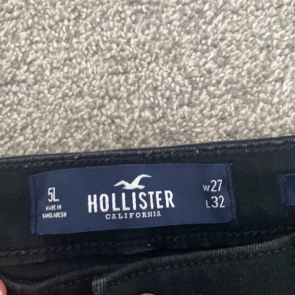 Hollister Jeans - Picture 2 of 3